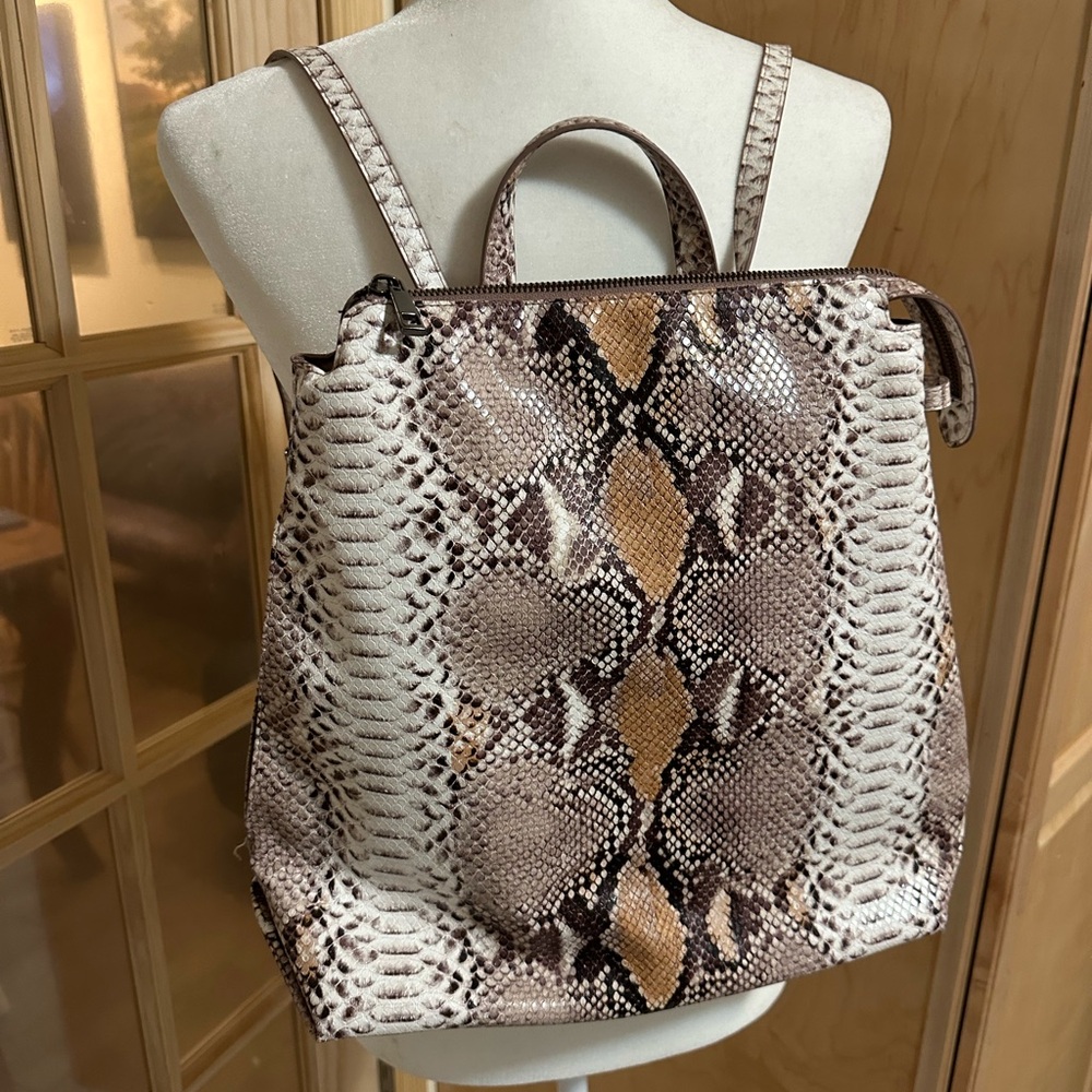 Snakeskin Patterned Women's Backpack - image 1